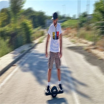 1825km 1 Wiel Aangedreven Skateboard Elektrisch met Diep Keetrek